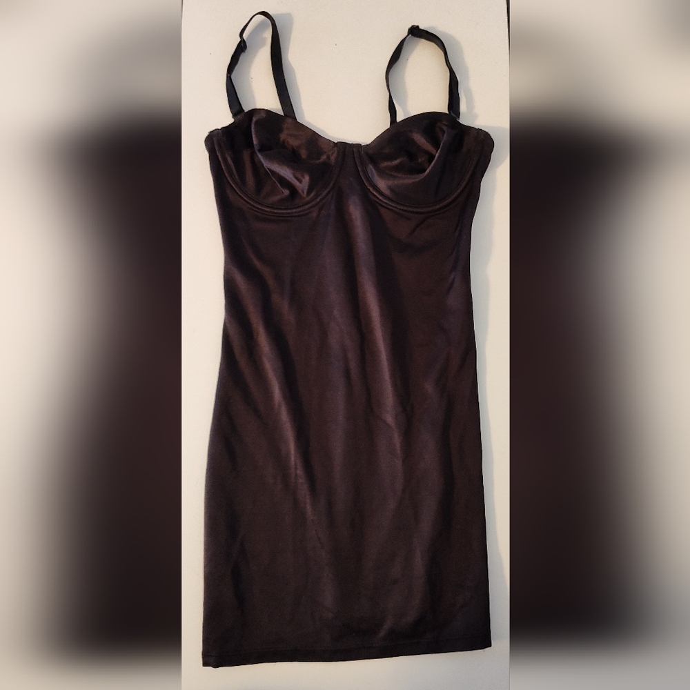 Black shape wear 34B